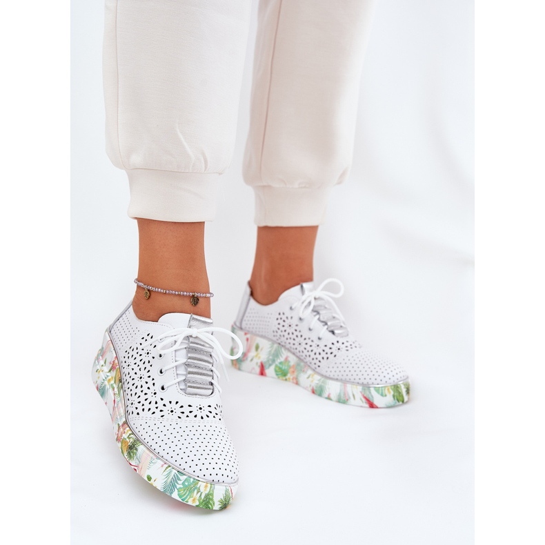 Damen -Lederschuhe für Artiker 56C1799 Weiß und Silber 2