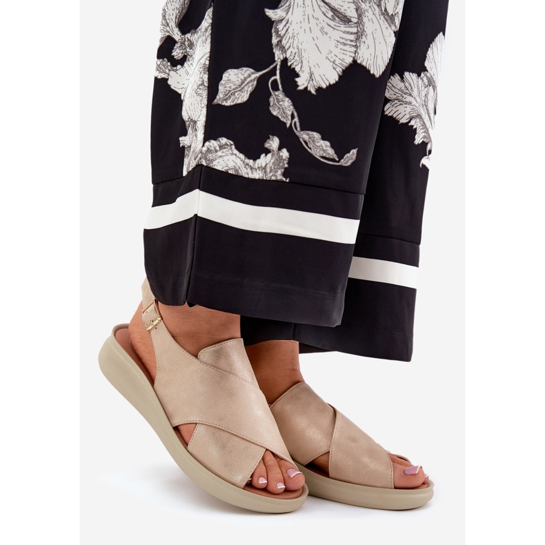 Jezzi Frauensandalen mit Öko -Leder golden 1