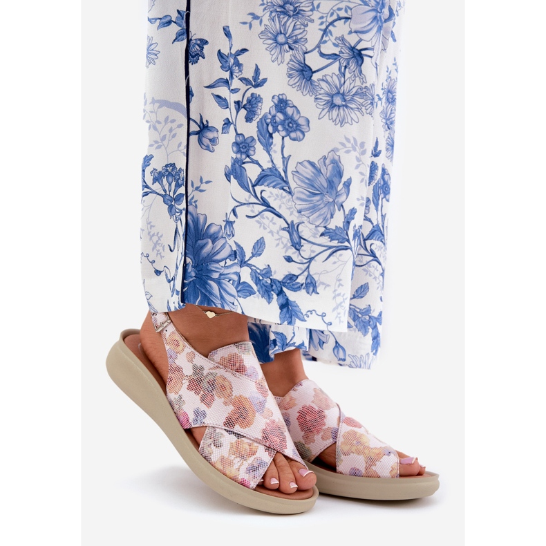 Jezzi Frauensandalen mit Öko -Leder mit Blumen mehrfarbig 1