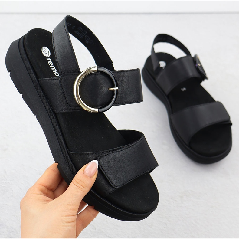 Frauen Ledersandalen auf Keilen schwarz Remonte D2K50-00 1