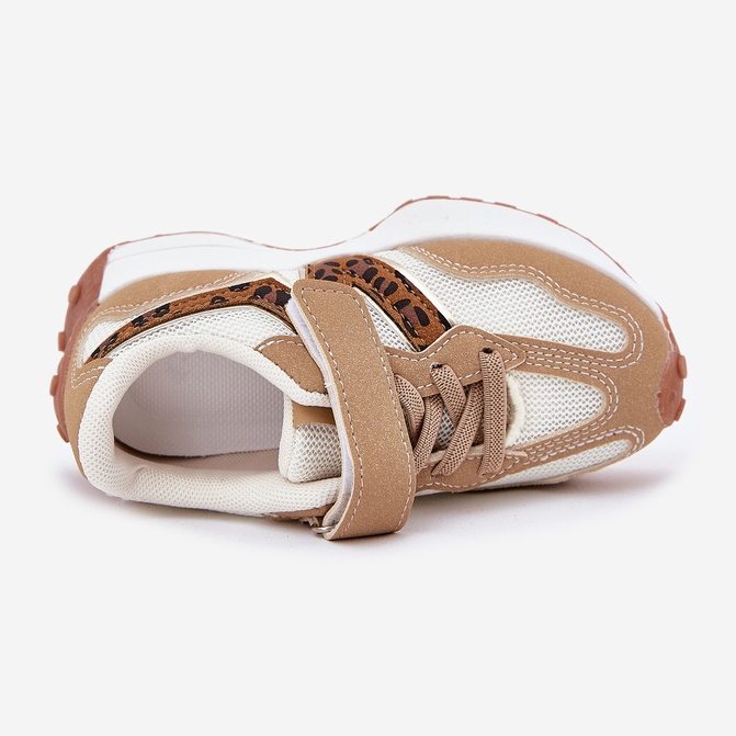 Kinder -Turnschuhe am Klettverschluss beige 2