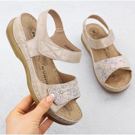 Frauensandalen für Beige Evento 8988 1