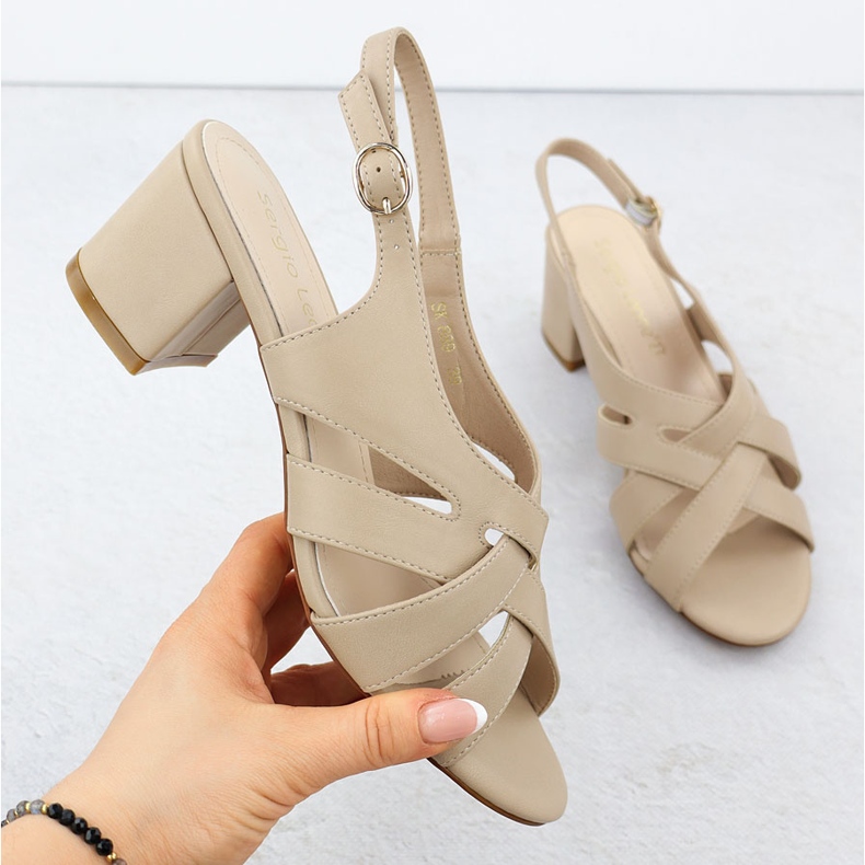 Frauen mit hohen Heels Sergio Leone SK889 Sandalen beige 1