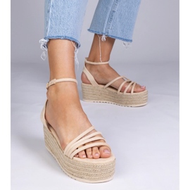 Beige Espadrilles auf der Plattform 2