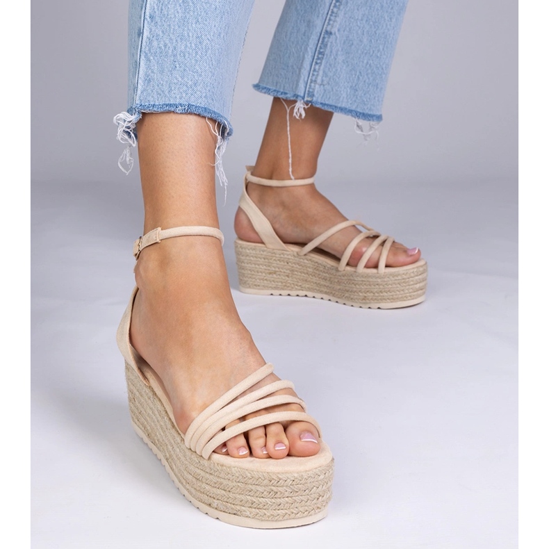 Beige Espadrilles auf der Plattform 2