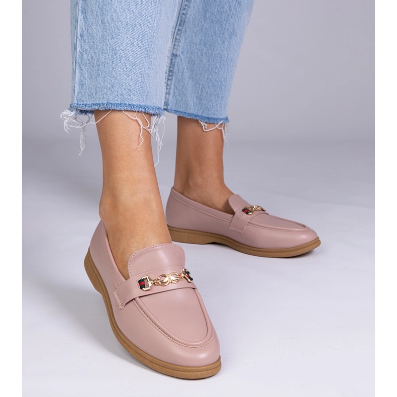 Rosa Mokassins mit Goldverzierung 1