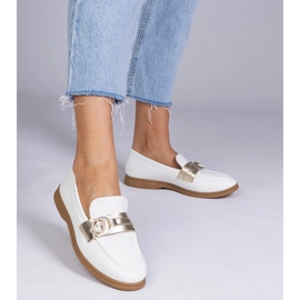 Weiße Ökosse -Mokassins mit Zirkonen 1