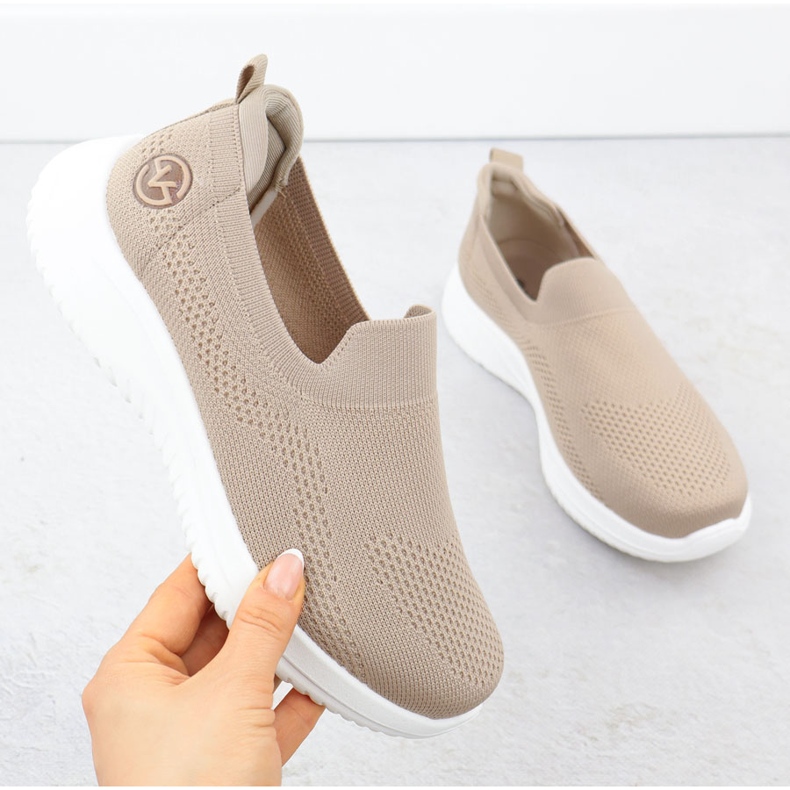 Frauen Sportschuhe rutschten beige Vinceza 17367 1