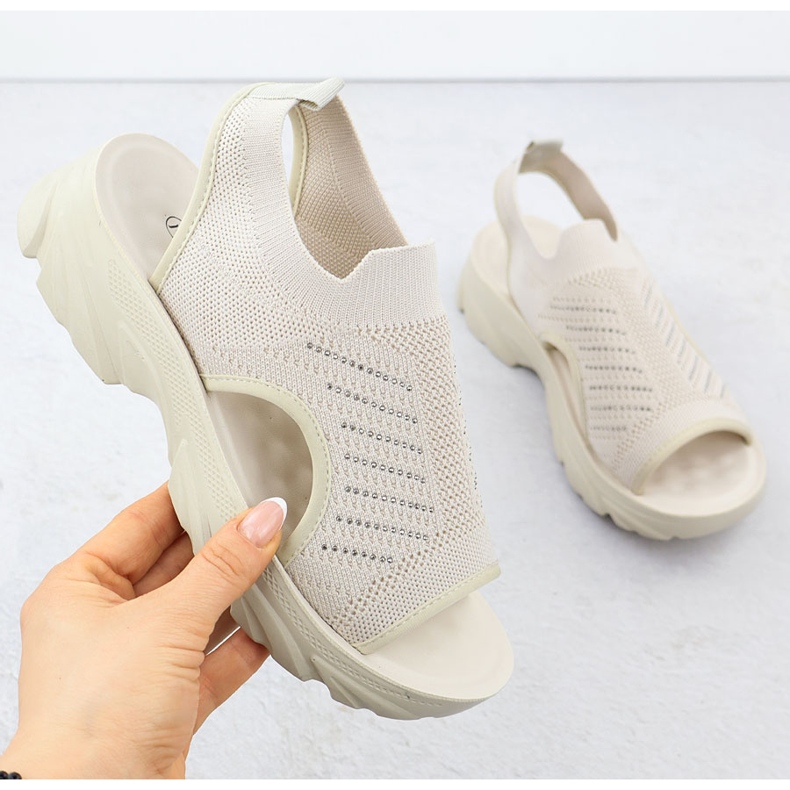 Frauensandalen gebaut -in Beige Potocki to90302 1