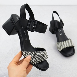 Frauensandalen Remonte schwarz 1