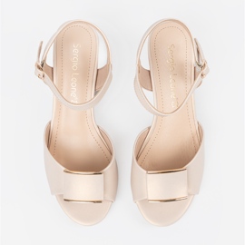 Sergio Leone Sandalen auf der Säule von Frauen mit einer offenen leuchtenden Bettelnferse beige 2