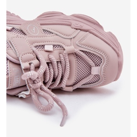 Kinder -Turnschuhe auf der rosa Plattform 6