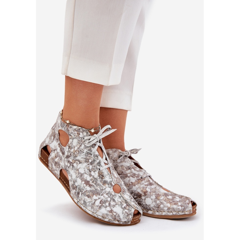 Gemusterte Leder-Maciejka-Stiefel 03426-46 Weiß und Beige 1