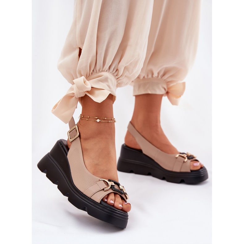 ARTIKER Damen -Ledersandalen auf Keil und Plattform mit Dekoration Artker 56C2209 Beige 2