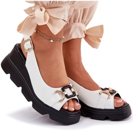 ARTIKER Damen -Ledersandalen auf Keil und Plattform mit Dekoration Artker 56C1588 Weiß 9