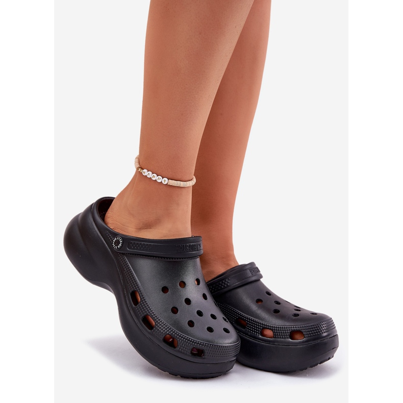 Big Star Frauenschaumflip Flops auf dem massiven alleinigen großen Star RR274A118 Schwarz 1