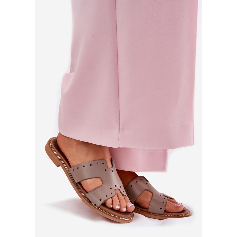 Zazoo 40326 Frauenschuhe mit dekorativen Ausschnitten dunkler Segen beige 1