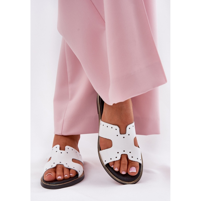 Zazoo 40326 Lackierte Frauenschuhe mit dekorativen Ausschnitten weiß 2