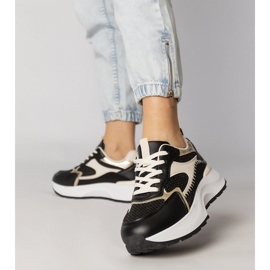 Schwarze Sport -Turnschuhe mit einem geflochtenen Einsatz 3