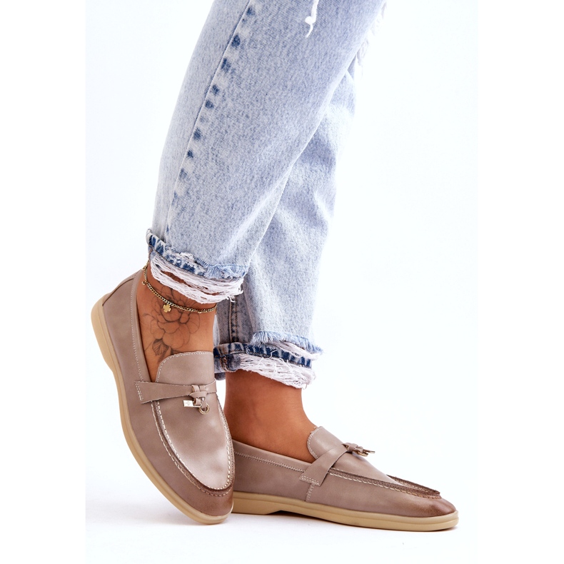 Gray Leder -Ladungsanlagen für Frauen beige 4