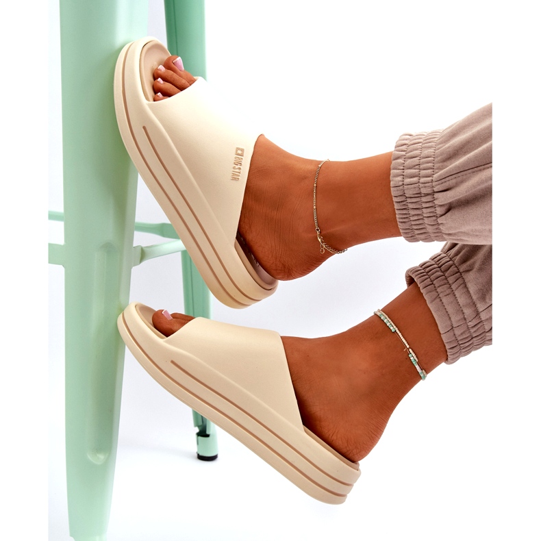 Damen-Flip-Flops auf der Big Star-Plattform NN274A034 Beige 4