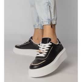 Schwarze Turnschuhe mit Glitzer und Zirkonen dekoriert 4