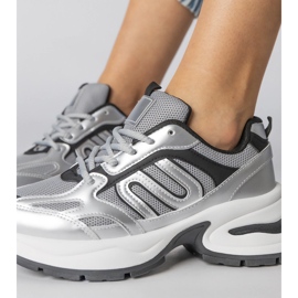 Silbersport -Turnschuhe auf einer massiven Sohle silber- 3