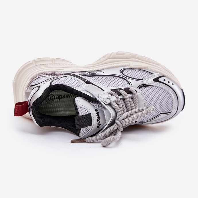 Kinder -Turnschuhe auf einem dicken alleinigen Silber Xairana 2
