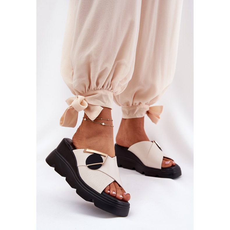 ARTIKER Elegante Lederwomenkeile mit alter Dekoration Artker 56C1585 Beige 2