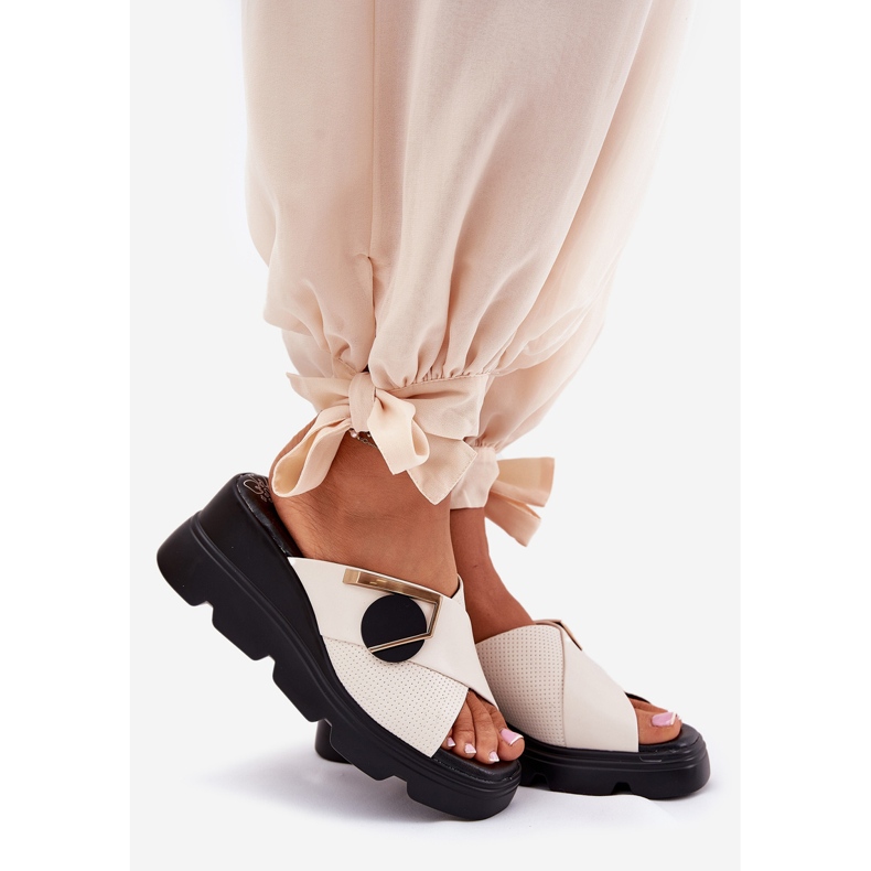 ARTIKER Elegante Lederwomenkeile mit alter Dekoration Artker 56C1585 Beige 1