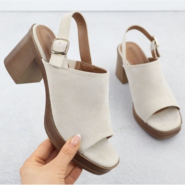 Wildleder -Sandalen für Frauen auf dem Post -Beige Potocki 54313 1