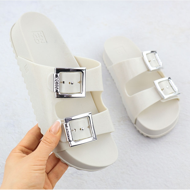 Frauenflip Flops mit Schnallenbecken Beach Schnallen Zaxy RR285056 cremig 1