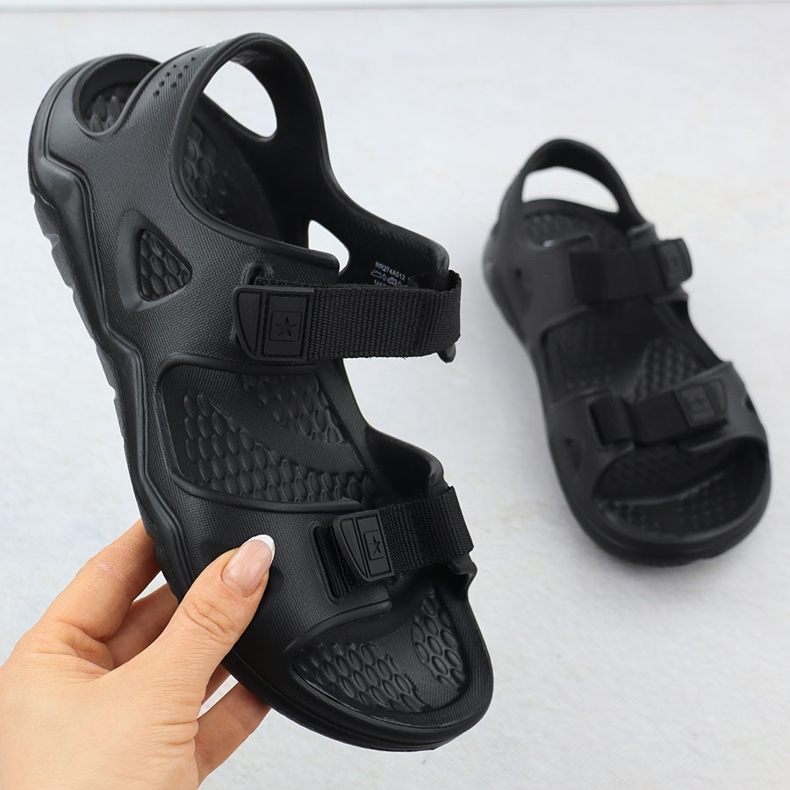 Leichte Schaumsandalen für Klettverschluss schwarzer Big Star RR274A512 1