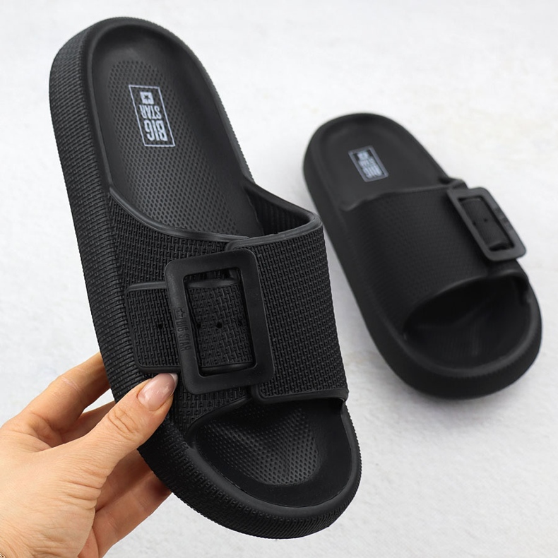 Frauen Sportflip Flops auf einem dicken alleinigen schwarzen Big Star RR274A571 1