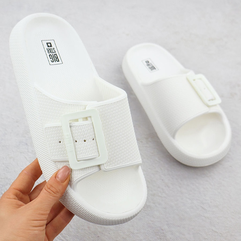 Big Star Frauen Sportflip flops auf einem dicken weißen alleinigen großen Star RR274A584 1