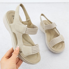 Frauensandalen auf der Plattform komfortable Beige Evento 8874 1