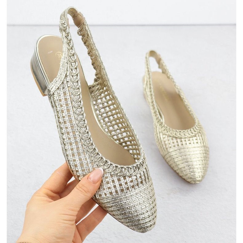 Openwork-Sandalen für Frauen im Goldenen Spitz T.Sokolski L25-334 1