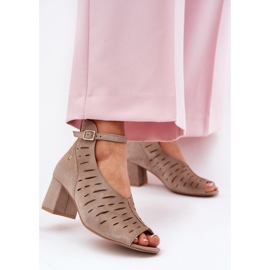 Wildlederstiefel für Frauen auf dem Maciejka-Post 06893-10 Dark Beige 2