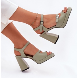 Damen -Ledersandalen für Frauen auf dem Vinceza 77110 Post Green grün 6