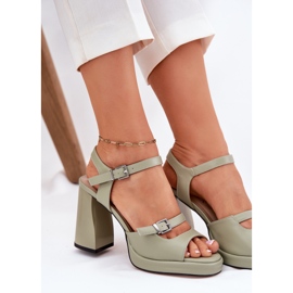 Damen -Ledersandalen für Frauen auf dem Vinceza 77110 Post Green grün 8