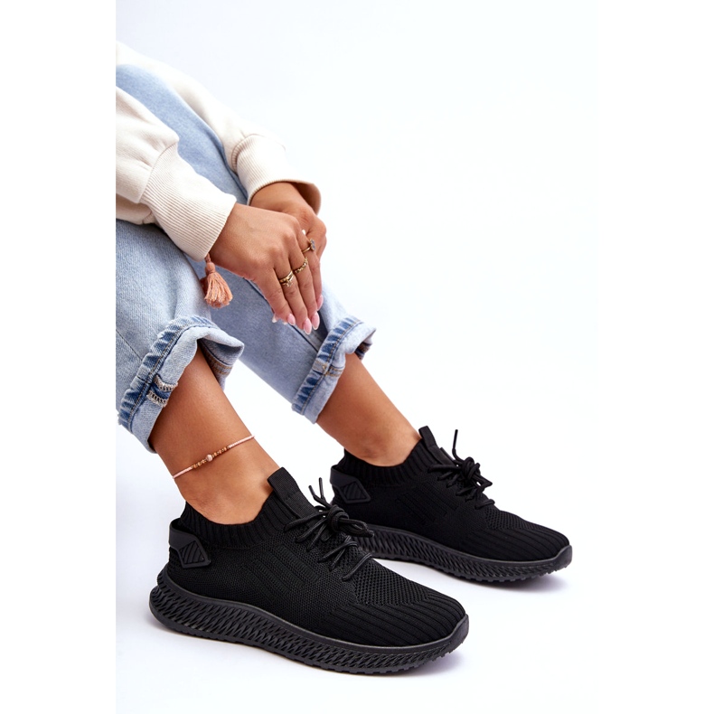 Frauen -Slip -up schwarze Sportschuhe 4