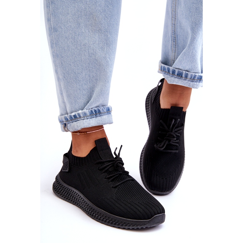 Frauen -Slip -up schwarze Sportschuhe 1