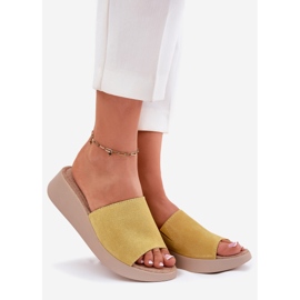 Frauen Wildleder Flip -Flops auf dem Panto Fino RR267038 Keil gelb 1