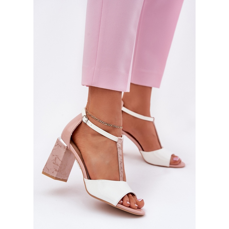 Lackierte Frauensandalen auf dem Vinceza 20276 Pink-White Post rosa 2