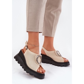 ARTIKER Damen -Ledersandalen mit einem Keil mit Dekoration Artker 56C0111 Beige 2