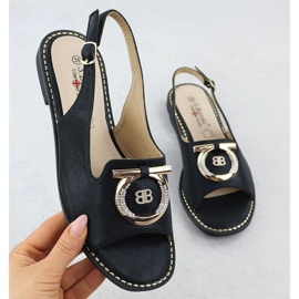 S.Barski Flache Frauensandalen mit Dekoration Czarne S. Barski Kv51-003 schwarz 1