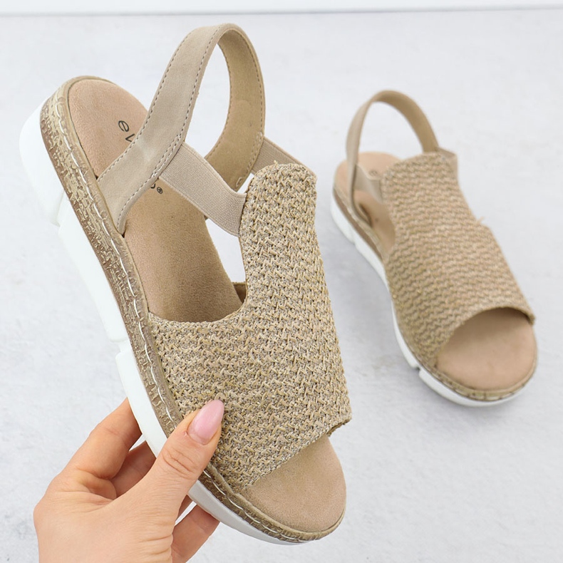 EVento Frauensandalen auf einer Plattform rutschten mit Beige 8828 Beige 1