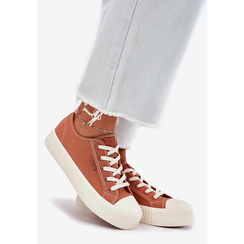 Materielle Frauen -Sneaker auf der Big Star RR274778 Orange Plattform 1