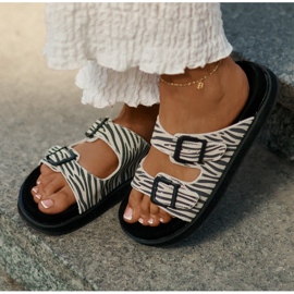 Women's Suede Flip Flops mit D.Franklin DFSH405002 Zebra Schnallen beige 6