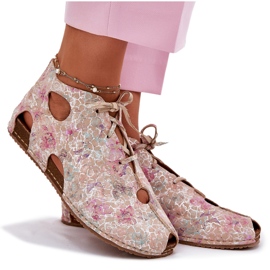 Gemusterte Lederstiefel Maciejka 03426-48 Beige 9